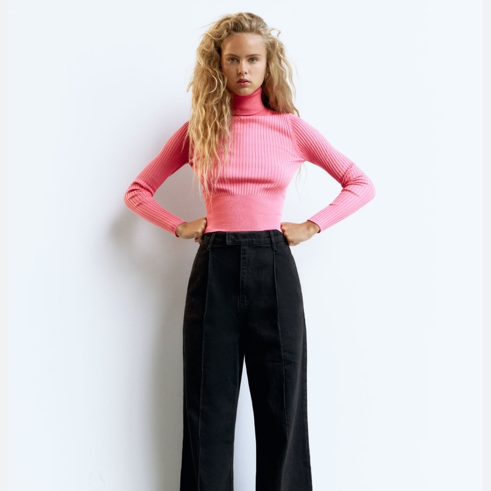 Zara Ribbed Sweater